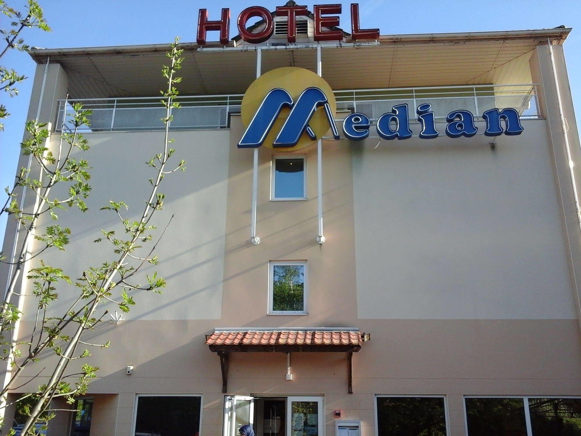 Median Geneve Aeroport Hotel Ferney-Voltaire Exterior photo